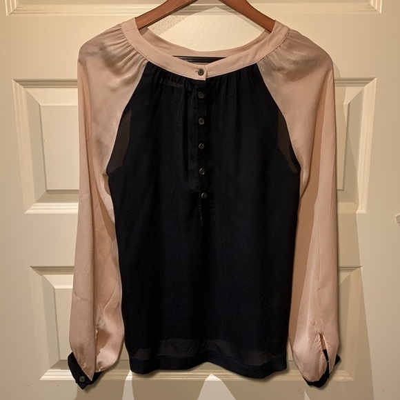 𝅺graham Spencer sheer Black Pink Blouse Baseball long sleeve Back buttons Sz M - Picture 8 of 11